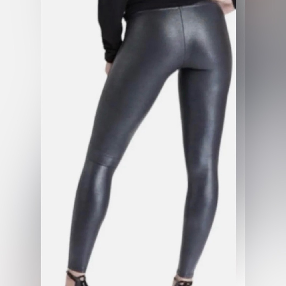 SPANX Faux Leather Pebbled Leggings Pebble Grey High Waisted Size L - Picture 2 of 6